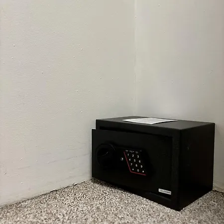 Chlodna Premium 2-bedroom Apartment, Center Апартаменты