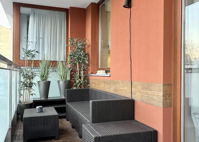 Chlodna Premium 2-bedroom Apartment, Center * 바르샤바