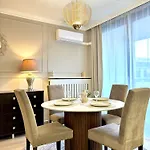 Chlodna Premium 2-bedroom Apartment, Center Lägenhet *