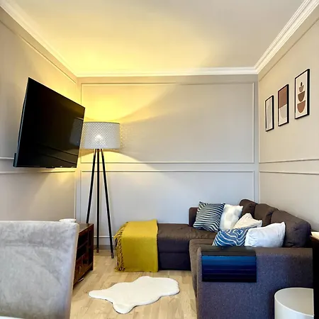 Chlodna Premium 2-bedroom Apartment, Center Appartement